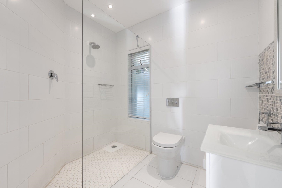 4 Bedroom Property for Sale in Tamboerskloof Western Cape